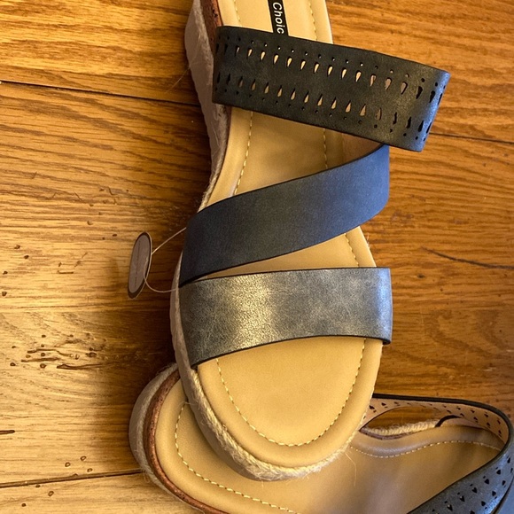 Good choice sandals.  Lupe black size 10 - Picture 2 of 5